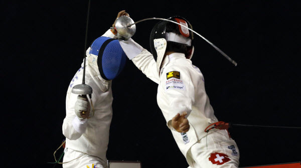 Max Heinzer executes an epee back flick